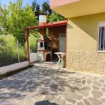 Elena's 3br Maisonette With Garden & Pool Nea Plagia