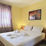 Elena's 3br Maisonette With Garden & Pool Prázdninový dům Nea Plagia