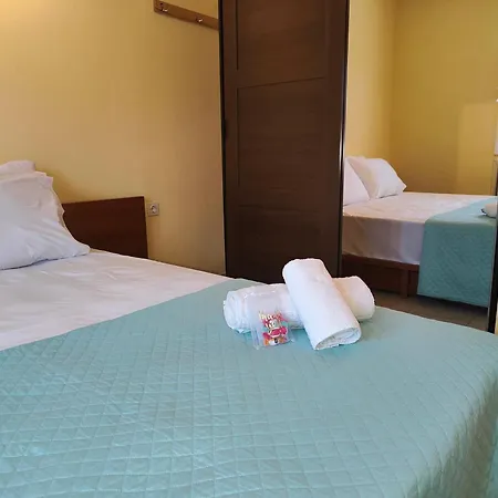 Elena's 3br Maisonette With Garden & Pool