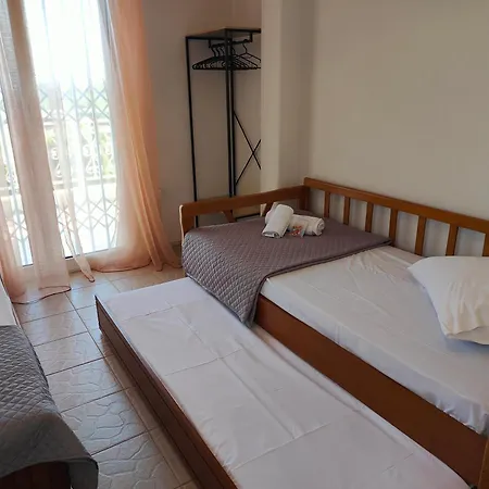 Elena's 3br Maisonette With Garden & Pool Nea Plagia