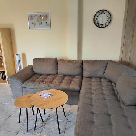 Elena's 3br Maisonette With Garden & Pool Ferienhaus Nea Plagia