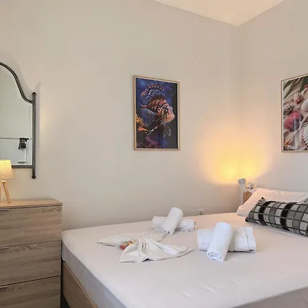 Elena's 3br Maisonette With Garden & Pool 尼亚普拉加