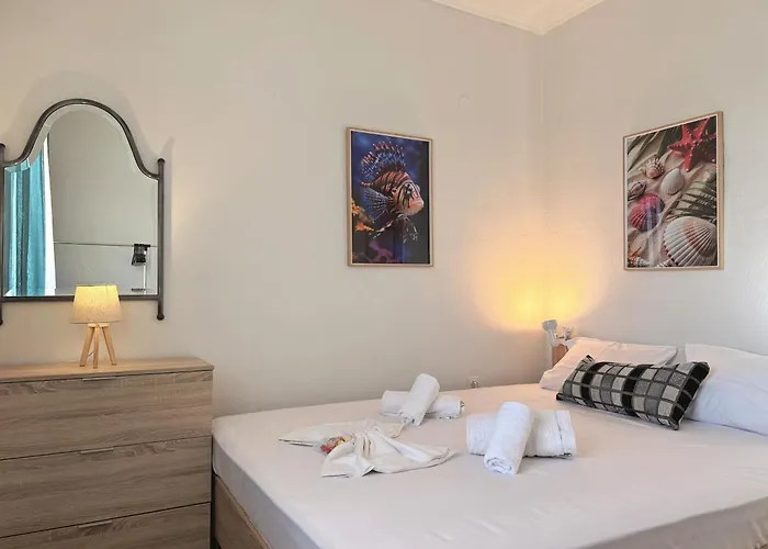 Elena's 3br Maisonette With Garden & Pool 尼亚普拉加