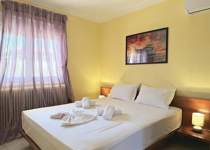 Elena's 3br Maisonette With Garden & Pool 度假居 尼亚普拉加